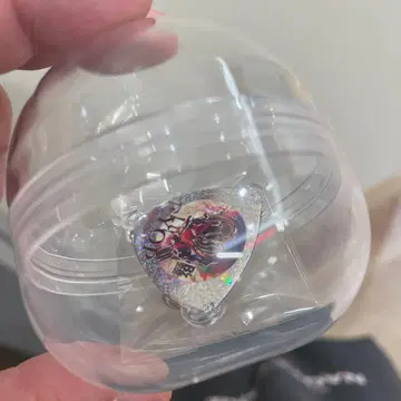 B'z FYOP 가챠 가챠 피크 배지