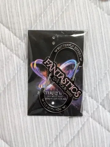 FANTASTICS 카라비너 BUTTERFLY EFFECT