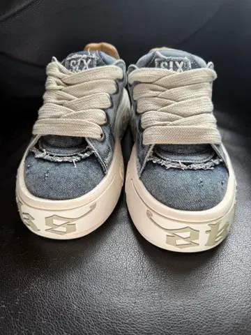 SIX 데님 데미지 가공 스니커즈