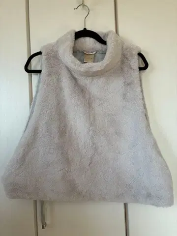 새상품급 PLAIN PEOPLE 라이트 그레이 베스트