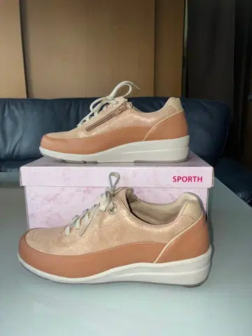 문스타 스포 스니커즈 24.0cm 3E 새상품급