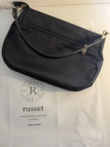 russet 러셋 숄더백 블랙 네이비