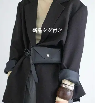 hwyl [택 포함 새상품] 휴일 천연 가죽 바디 백