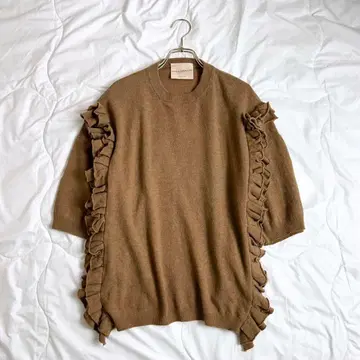 새상품급 에리카 카발리니 프릴 반팔 니트 브라운 M 사이즈