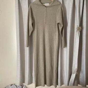 카프리스 레마쥬 니트 원피스