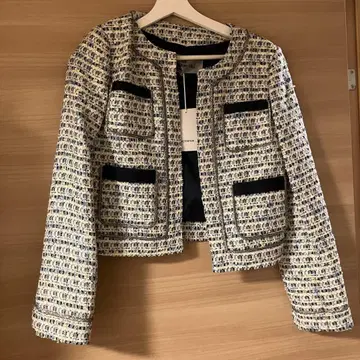 Viaggio Blu 트위드 자켓 사이즈 1 정가 3만 초과