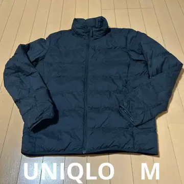 새상품급 유니클로 UNIQLO 울트라 다운 자켓 남성용 M 블랙