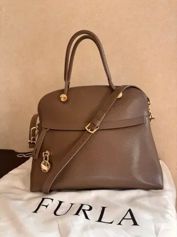 FURLA (훌라) 파이퍼 2way 핸드백 미디엄 브라운 M