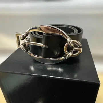 돌체앤가바나 블랙 가죽 벨트 90 사이즈
