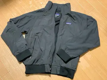 patagonia 배기 자켓 블랙