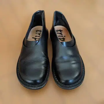 트리픈 trippen 38