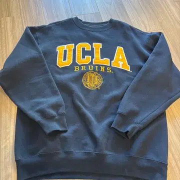 UCLA 크루넥 맨투맨 네이비