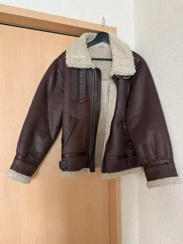 Ungrid 무스탕 코트