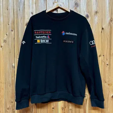 데상트 긴팔티 SWISS SKI 자수 맨투맨 기업 DESCENTE