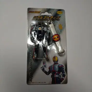 가면라이더 파이즈 블랙 피규어 키링 포함