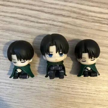 리바이 낱개 판매 가능 진격의 거인 미니 피규어 3체 세트