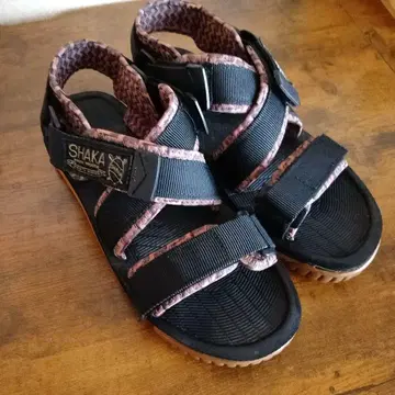SHAKA 샌들