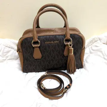 MICHAEL KORS 브라운 숄더백