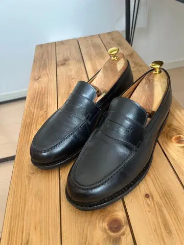 Jalan Sriwijaya 블랙 로퍼 사이즈 7 / 25.5cm