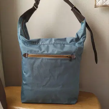 upla 우플라 여성용 숄더백 블루