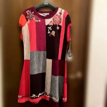 미사용 택 포함 토쿠코 프리미어볼 플라워 자수 멀티 컬러 튜닉