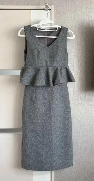 BIRTHDAY BASH 벌스데이 바쉬 울 프릴