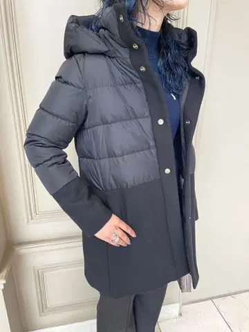 HERNO 헬노 울&나일론 A라인 다운 자켓 38 새상품급