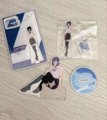 아크릴 스탠드 레제 로손 엔스카이 앉은