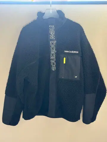 new balance 플리스 자켓 블랙 L 사이즈