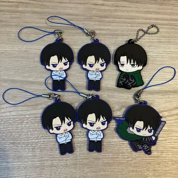 리바이 1개 600엔 낱개 판매 가능 진격의 거인 키링 스트랩