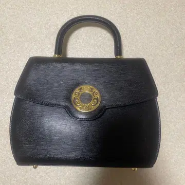 에피 가죽 블랙 핸드백