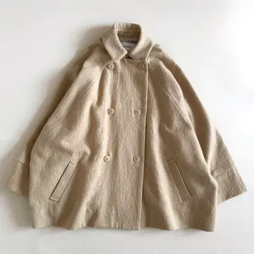 새상품급 베리떼꾸르 트라페즈 라인 코트 판초 베이지