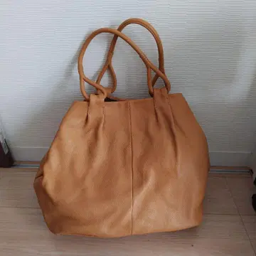 카멜 가죽 토트백