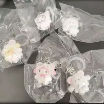 산리오 포근포근 스노우 메지루시 액세서리 세미 컴프