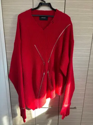 [ 구하기 어려움, 새상품급 ] 그랑시 지퍼 디자인 비대칭 니트