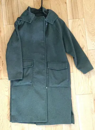 KBF 올리브 그린 롱 코트