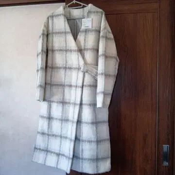 센스 오브 플레이스 롱 코트 새상품