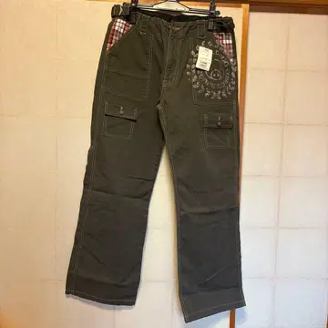 택 포함 새상품 드럭 스토어즈 카키 캐주얼 팬츠