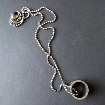 D&G 스타 로고 목걸이