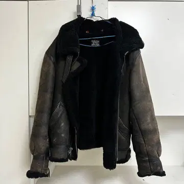 다크 브라운 가죽 자켓 보아 옷깃