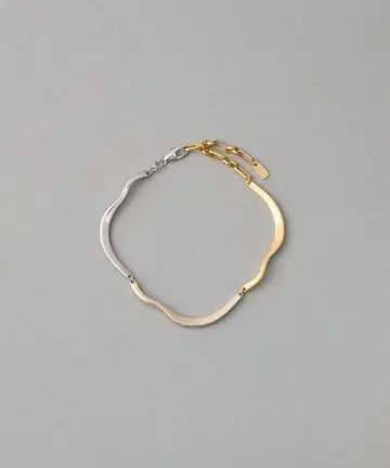 ete 트리컬러 팔찌