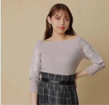 Arpege story 한정판 오프숄더 자수 니트