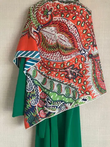 고급 실크 스카프 카레 대형 프랑스 부티크 일품 멀티 컬러 미사용 새상품