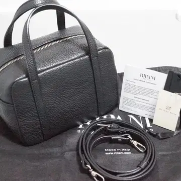 RIPANI 큐브형 미니 보스턴 백 리퍼니 블랙 숄더백