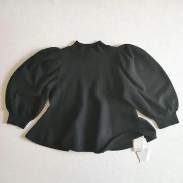 새상품 셀퍼드 캐시미어 100% 페플럼 니트 풀오버 블랙