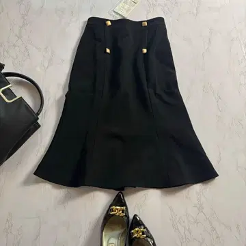 새상품 미사용 Lian Mu Sha 키레이메 플레어 스커트 S 블랙