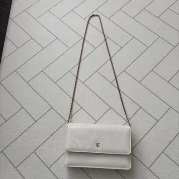 에이미 이스트 월 화이트 가죽 숄더백 여성용 백