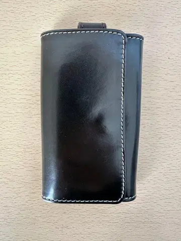 덤 포함 화이트하우스 콕스 키케이스