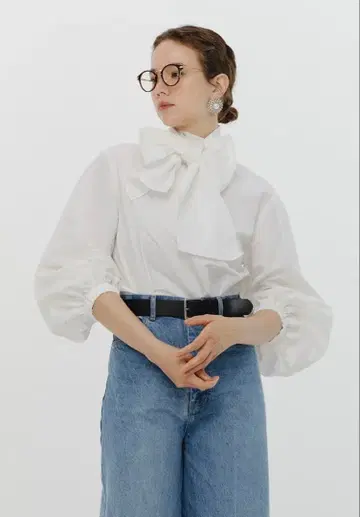 미사용 새상품 yori 요리 리본 퍼프 블라우스 2024AW 화이트 36