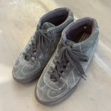 REPRODUCTION OF FOUND 저먼 트레이너 하프컷